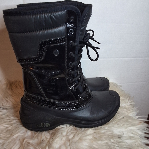 The North Face Shoes - The North Face Waterproof Lace Faux Fur Lined Boots 7.5